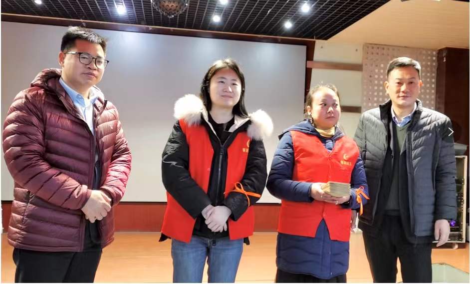 愛心助殘，攜手同行——川發(fā)資管參加小藍(lán)袋-殘疾人輔助就業(yè)項(xiàng)目藍(lán)色收益活動(dòng)